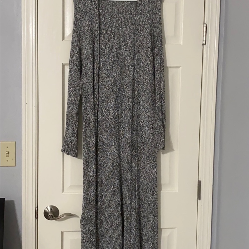 Knee length grey and black cardigan